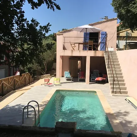 Villa à l'ombre du figuier à Sainte-Anastasie-sur-Issole Extérieur photo